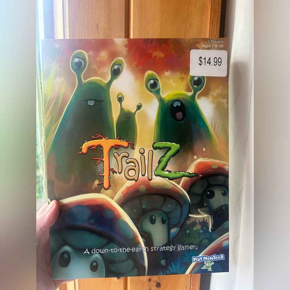 Trailz Board Game - Green and Blue